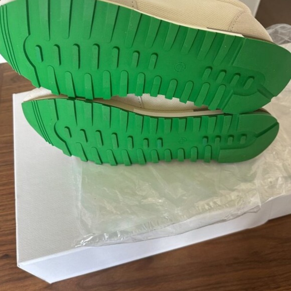 NEW The Row Owen Runner Sneakers Ivory/Green size 40 - Picture 6 of 8